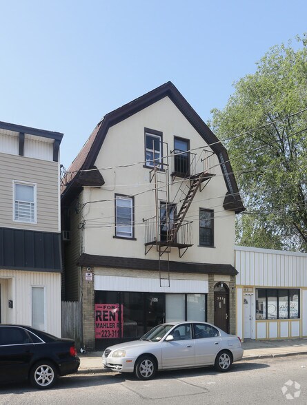 Primary Photo Of 982 Church St, Baldwin Apartments For Lease