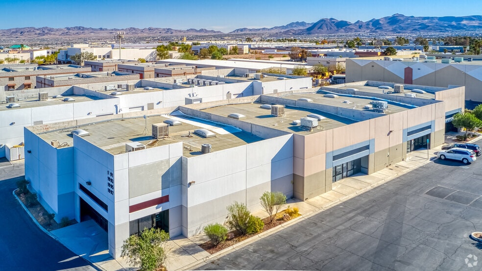 More Photos Of 1997 Whitney Mesa Dr, Henderson Warehouse For Sale