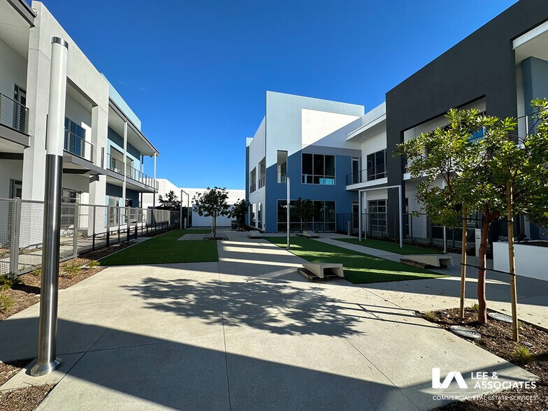 More Photos Of 3816 Stineman Ct, Long Beach Unknown For Lease
