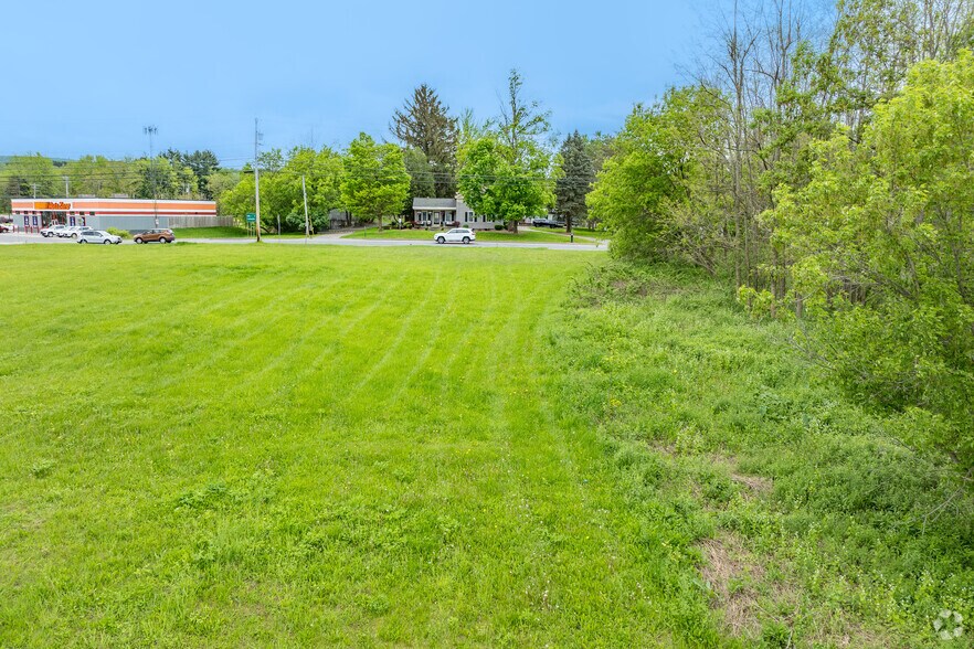 More Photos Of Genesee Street, Oneida Land For Lease