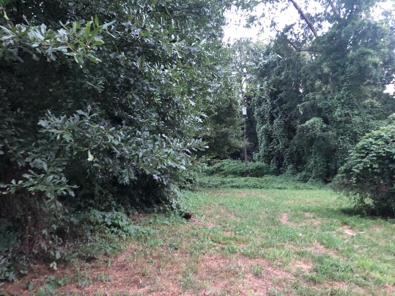 More Photos Of 907 W Whitner S W Whitner, Anderson Land For Sale