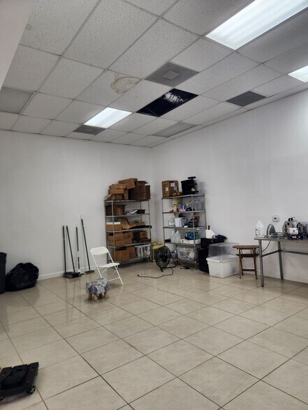More Photos Of 1800-1812 SW 7th Ave, Pompano Beach Warehouse For Sale