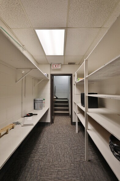 More Photos Of 1600 Sheridan Dr, Lancaster Medical For Sale