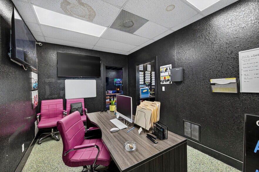 More Photos Of 1090 S 56th Ave, Hollywood Auto Repair For Sale