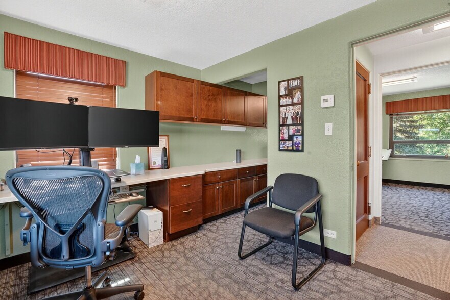 More Photos Of 1104 S Mitchell St, Cadillac Office For Sale