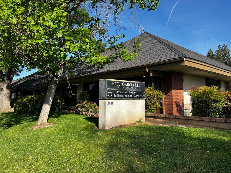 More Photos Of 3585 W Beechwood Ave, Fresno Office For Sale