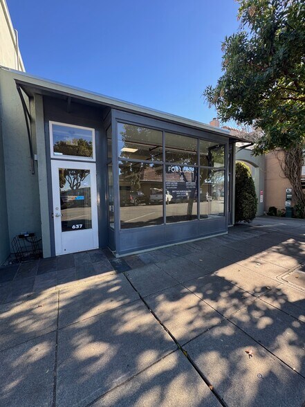 More Photos Of 637 Main St, Half Moon Bay Office For Lease