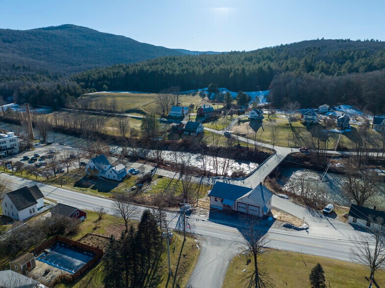 More Photos Of 7392 US-4, Woodstock Police Fire Station For Sale