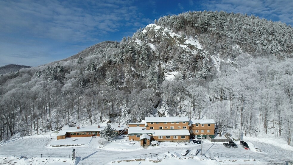 More Photos Of 709 Route 4, Killington Hotel For Sale
