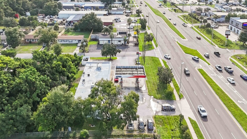 More Photos Of 8431-8433 E Colonial Dr, Orlando Service Station For Lease