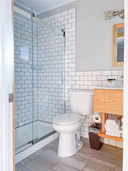 More Photos Of , Eureka Springs Unknown For Sale