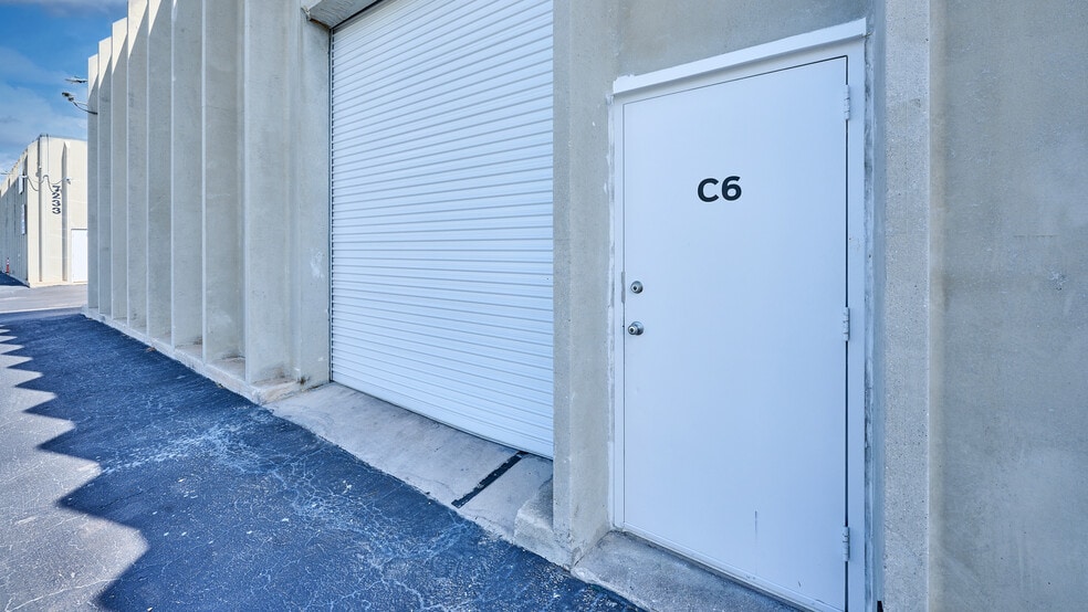 More Photos Of 7231 W Southern Blvd, West Palm Beach Warehouse For Sale