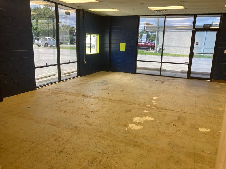 More Photos Of 4609 Wrightsville Ave, Wilmington Freestanding For Sale