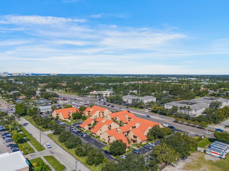 More Photos Of 2831 Ringling Blvd, Sarasota Medical For Sale