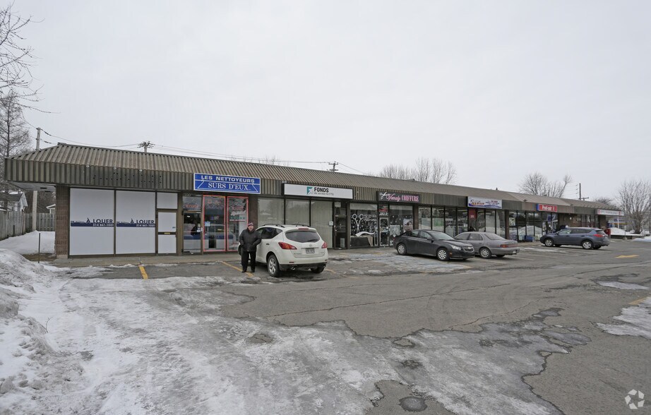 More Photos Of 283 Boul De La Rochelle, Repentigny General Retail For Lease