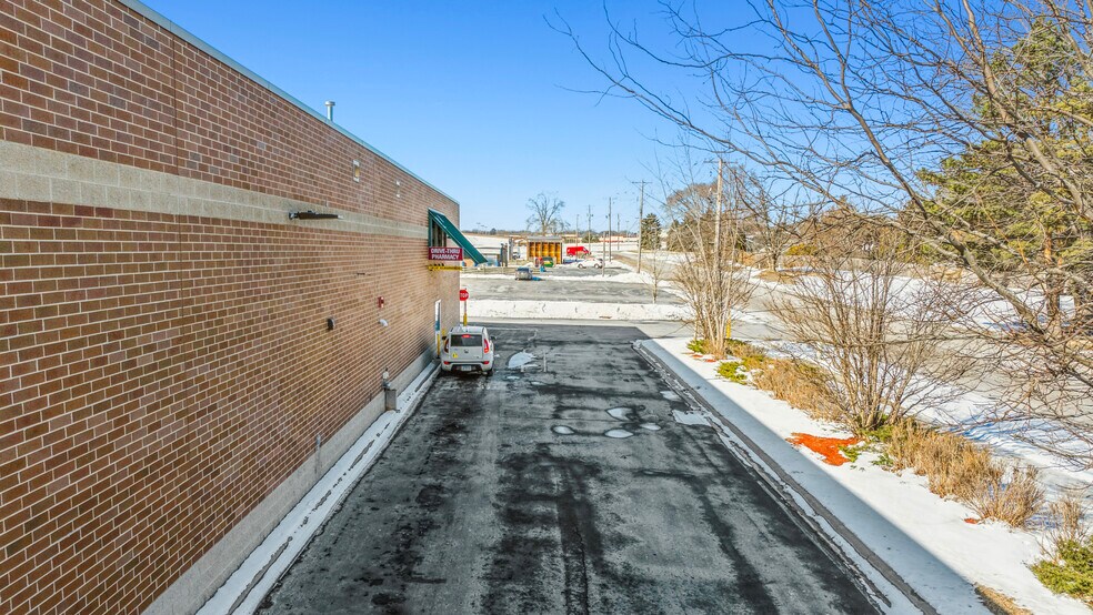 More Photos Of 1531 South Madison Rd, Beloit Drugstore For Sale