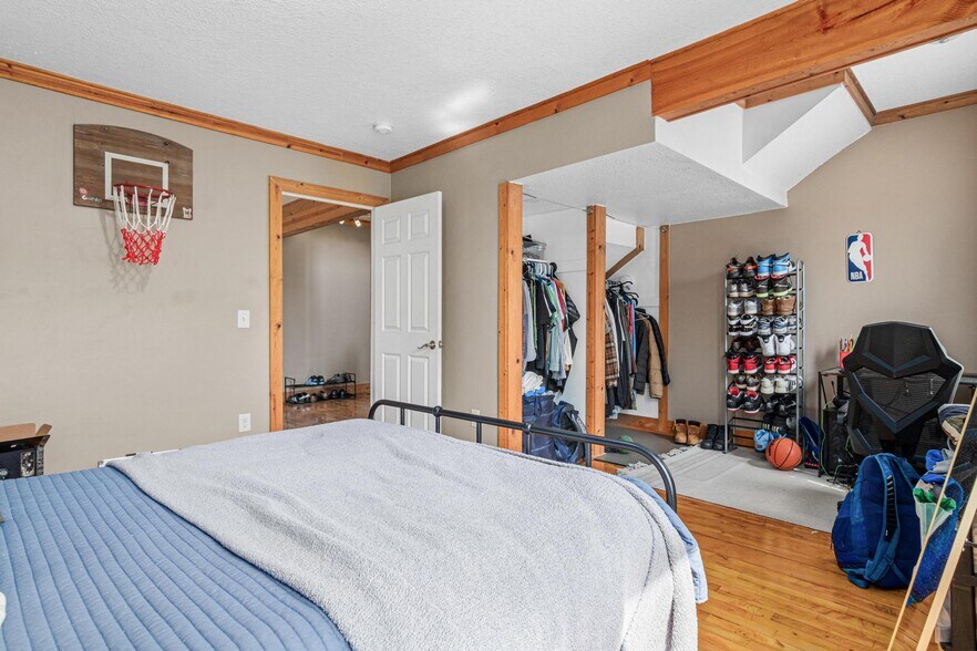 More Photos Of 2526 Jackson St NE, Minneapolis Apartments For Sale