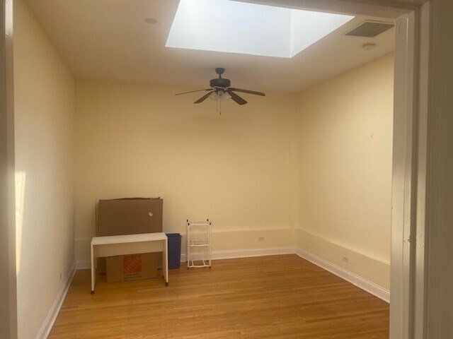 More Photos Of 1029 Lake St, Oak Park General Retail For Lease