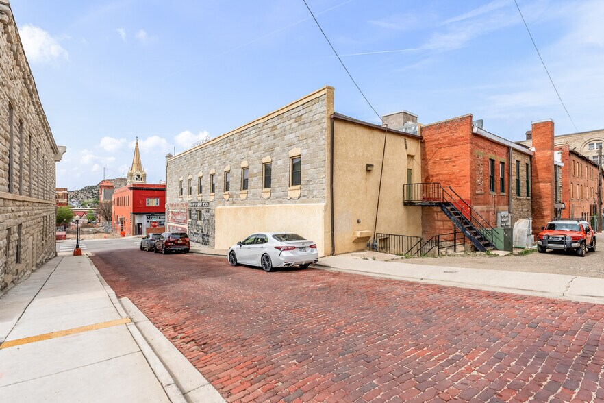 More Photos Of 136 W Main St, Trinidad Office For Sale