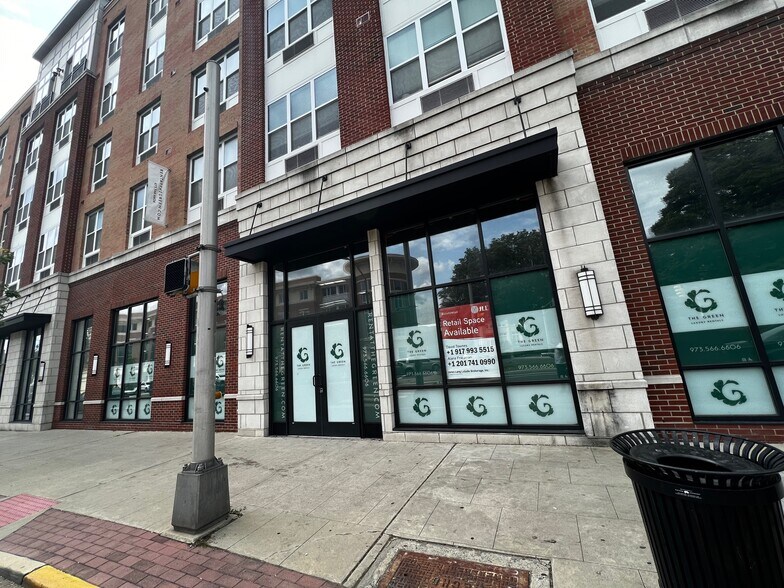 More Photos Of 56 Broad St, Bloomfield Apartments For Lease