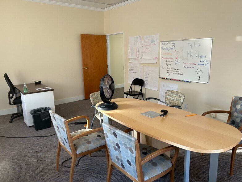 More Photos Of 35 Harvard St, Worcester Office For Lease