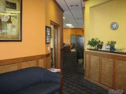 More Photos Of 5020 Sunrise Hwy, Massapequa Park Storefront Retail Office For Lease