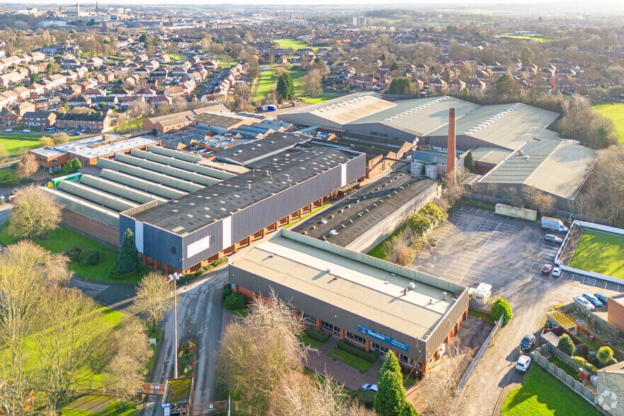 More Photos Of 1-9 Flanshaw Ln, Wakefield Warehouse For Lease