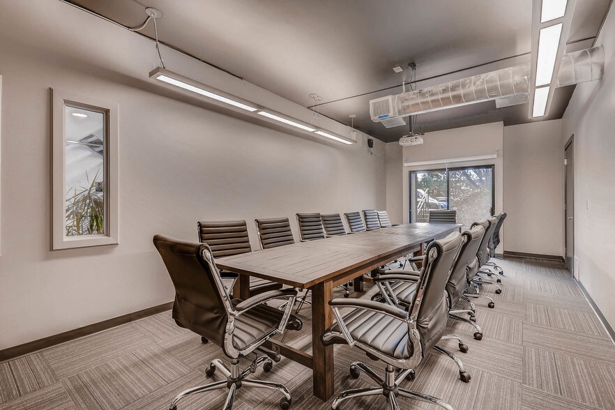 More Photos Of 2755 S Locust St, Denver Office For Lease