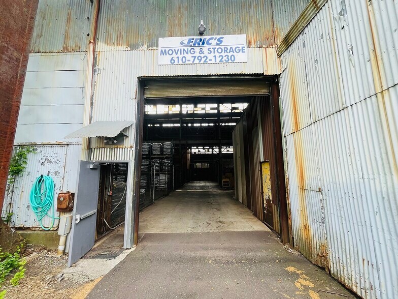 More Photos Of 201 N 4th Ave, Royersford Warehouse For Lease
