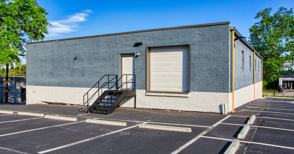 More Photos Of 5394 New Peachtree Rd, Chamblee Office For Sale