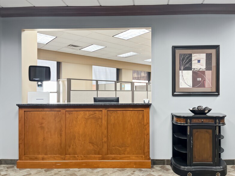 More Photos Of 132 S Water St, Decatur Coworking Space