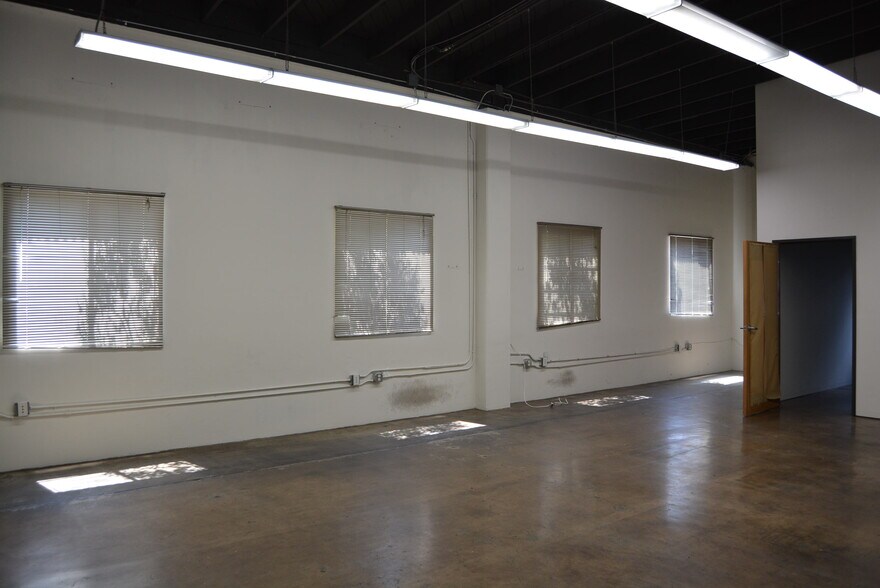 More Photos Of 9469 Jefferson Blvd, Culver City Loft Creative Space For Lease