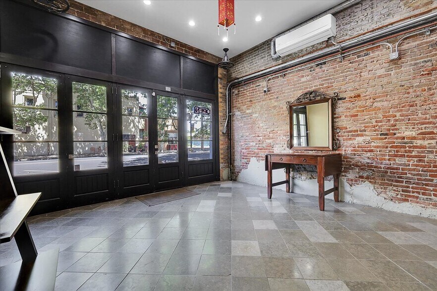More Photos Of 228 1st St, Marysville Storefront Retail Residential For Sale