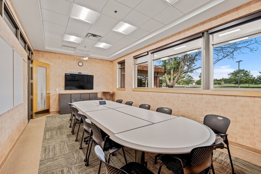 More Photos Of 1601 Ups Dr, Louisville Office For Sale