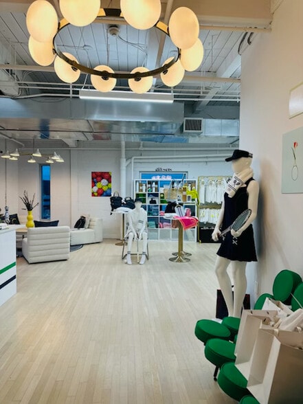 More Photos Of 125 Main St, Westport General Retail For Lease