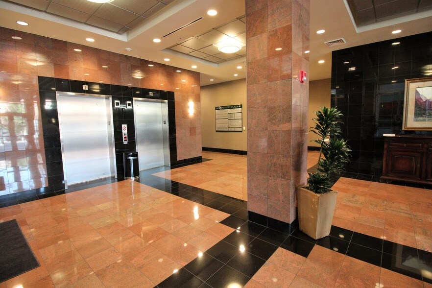 More Photos Of 20 N Main St, Saint George Office Residential For Lease