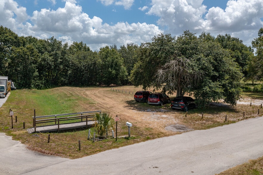 More Photos Of 27889 Highway 27, Dundee Freestanding For Lease