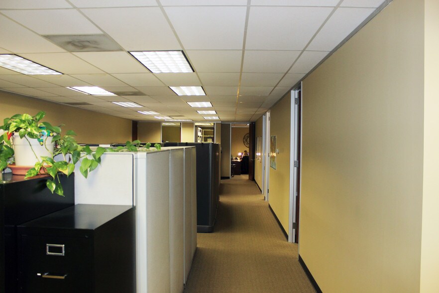 More Photos Of 115 Atrium Way, Columbia Medical For Lease