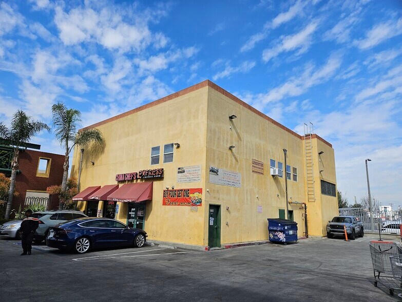 More Photos Of 2010-2040 S Central Ave, Los Angeles Office For Lease