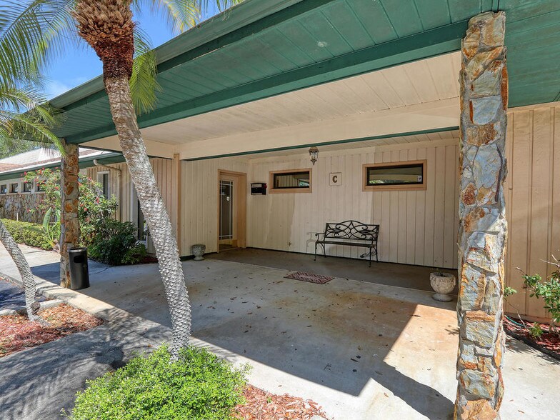 More Photos Of 701 N Hercules Ave, Clearwater Medical For Lease