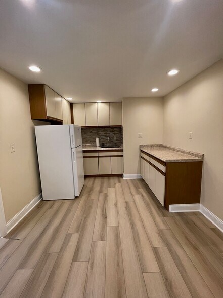 More Photos Of 2020 New Jersey Ave, Haddon Heights Light Distribution For Lease