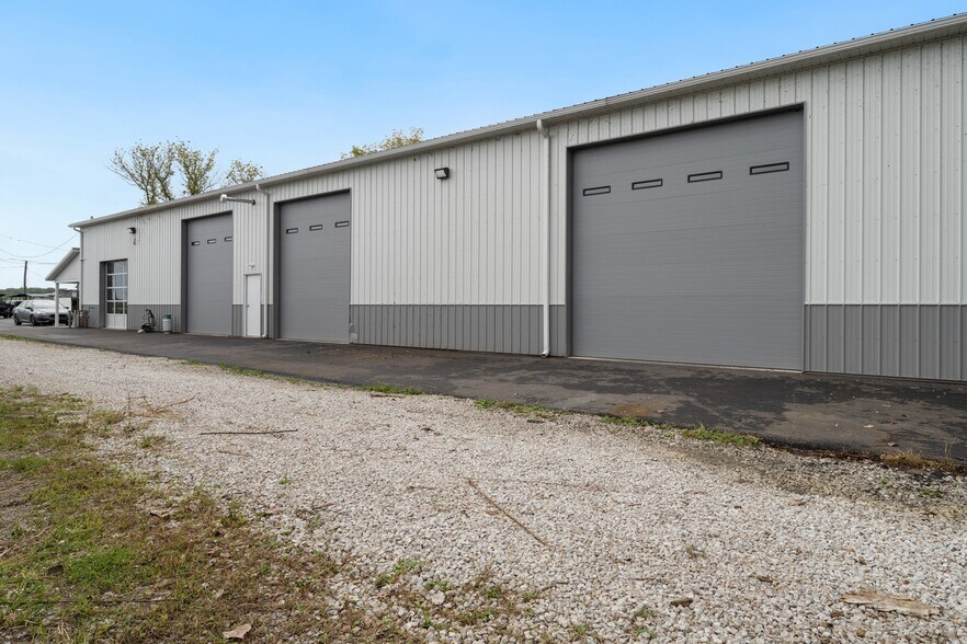 More Photos Of 2667 East Harbor Rd, Port Clinton Freestanding For Sale