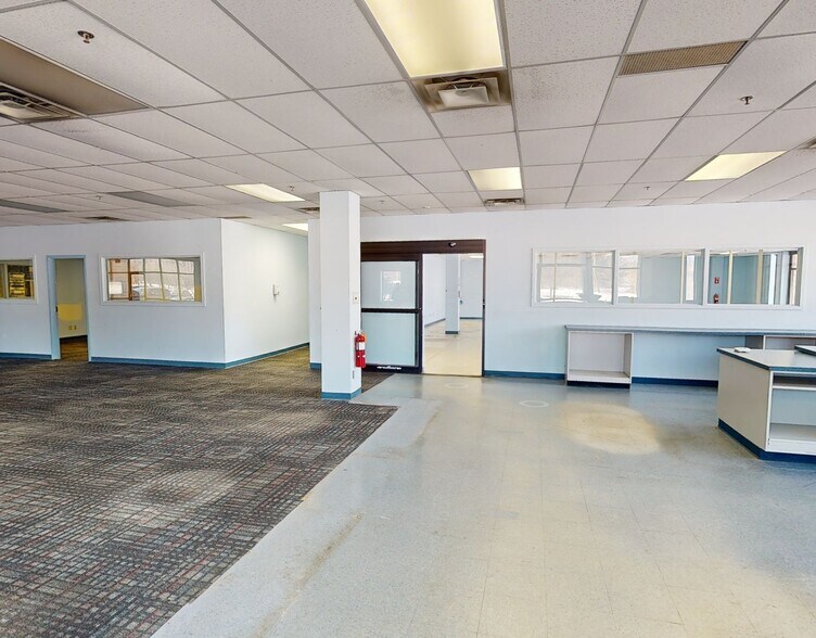 Primary Photo Of 100 Grove Rd, West Deptford Light Manufacturing For Lease