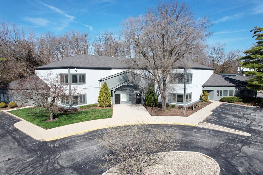 More Photos Of , Indianapolis Office For Sale