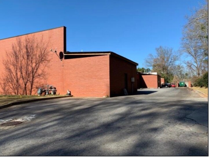 More Photos Of 834-846 Gordon St, Jefferson Unknown For Lease