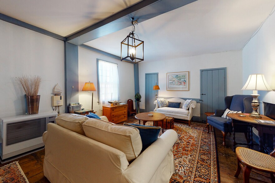 More Photos Of 49 Water St, Wiscasset Storefront Retail Residential For Sale