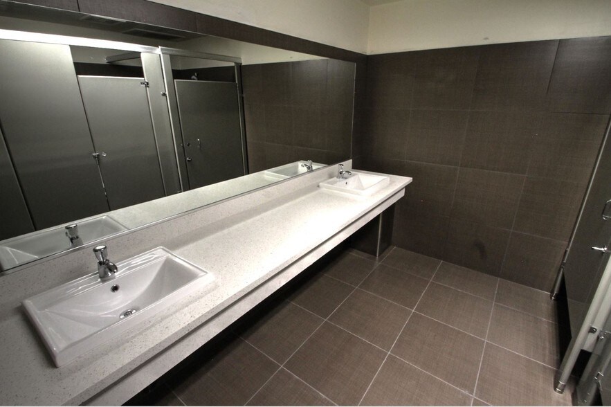 More Photos Of 1455-1515 E Tropicana Ave, Las Vegas Unknown For Lease