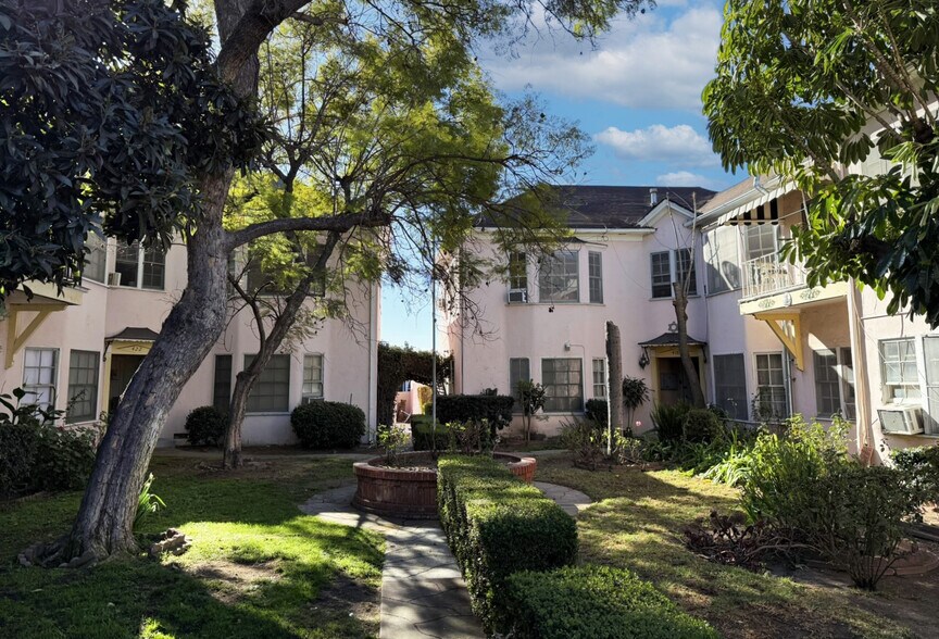 More Photos Of 416 E Windsor Rd, Glendale Apartments For Sale