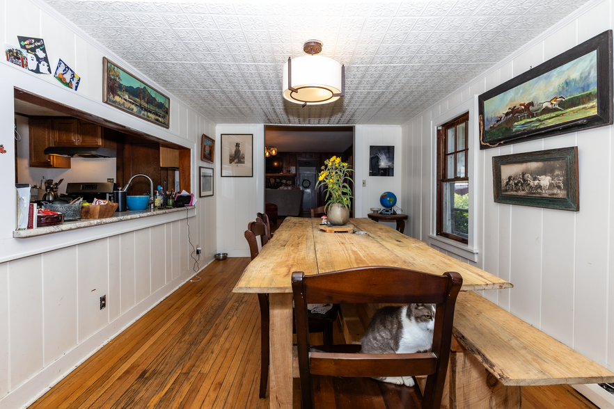 More Photos Of 4 Whitman Rd, Stephentown Sports And Entertainment For Sale