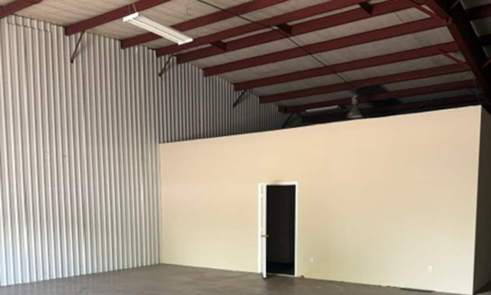 More Photos Of 1501 Allens Ln, Evansville Warehouse For Sale